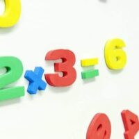 Magnetische cijfers voor kinderen in leuke kleuren