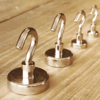 Magneet haak (Neodymium - zes maten) 2 Magneet haak met ruimere boog