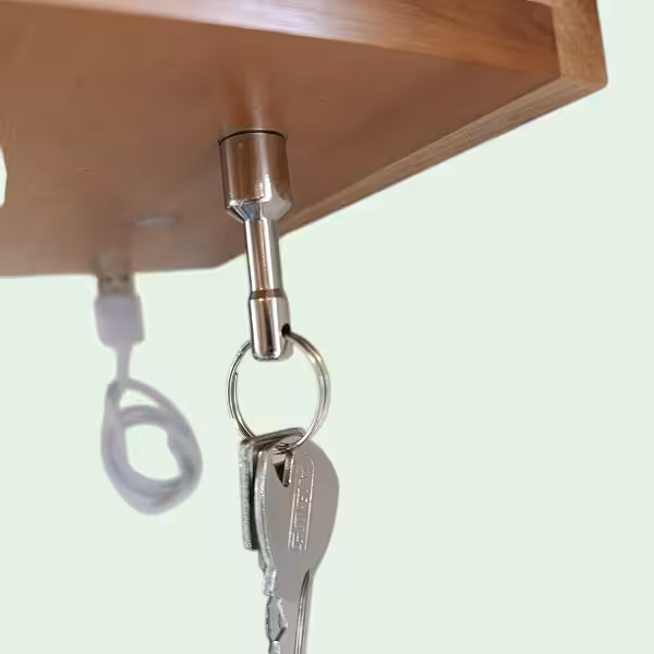 Magneet sleutelhanger met een sleutel