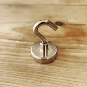 Magneet haak (Neodymium - zes maten) 5 Magneethaak in pot met een doorsnede van 32mm