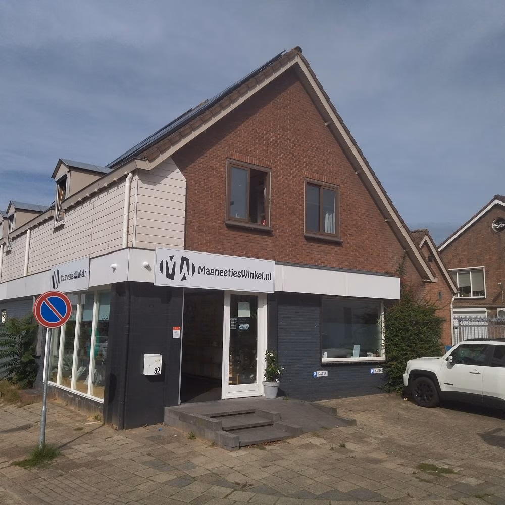 Over ons 2 De buitengevel van de winkel van MagneetjesWinkel.nl in Ede
