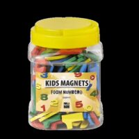 Een bewaarpot met draaideksel vol met magneet cijfers