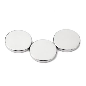 Neodymium Schijfmagneet 15 mm x 2 mm N40 (trekkracht 1.9 kg.) 3 Neodymium schijfmagneten 15 x 2 mm