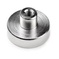 Potmagneet draadbus 16 mm M4 (max trekkracht 8 kilo) 5 Bovenzijde potmagneet 16 mm met draadbus e1750185268346