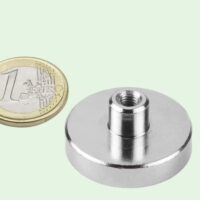 Potmagneet draadbus 32 mm M5 (max trekkracht 40 kilo) 2 Potmagneet 32 mm met draadbus