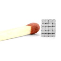 Magneetblok 3 mm (N35) Houdkracht 256 gram 3 Kubus magneetjes 3x3x3mm e1750194745543