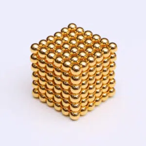 Neocube magneetballetjes Goud 5mm 216 stuks 2 Met gouden magneetballetjes van 5mm gebouwd blokje