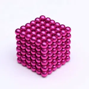 Neocube magneetballetjes Hardroze 5mm 216 stuks 2 Blokje gebouwd van magnetisch speelgoed magneetballetjes van 5mm in kleur roze