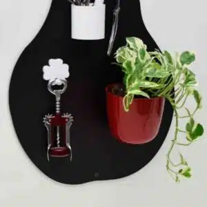 Magnetische ronde (planten) pot 10cm - meerdere kleuren 3 Magneetbord met de vorm van een peer die is versierd met magnetische potten en een magnetische haak in klavertje vier vorm