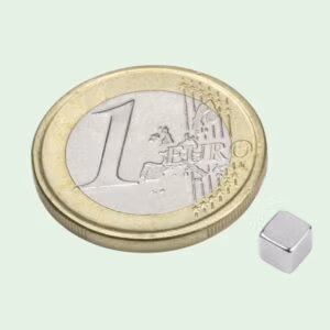 Magneetblok 4 mm (N35) Zilver en Goud (Houdkracht 460 gram) 2 Vierkant magneetje 4 mm