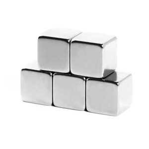 Magneetblok 10 mm (N42), houdt ca. 3,8 kg 3 Kubus magneten 10 mm