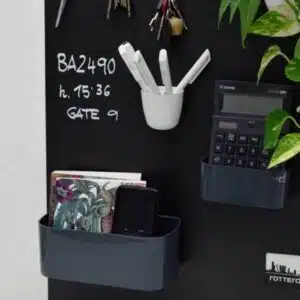 Magnetisch bakje langwerpig 22cm van KalaMitica - meerdere kleuren 5 zwart magneetbord met gunmetal magnetisch bakje voor het persoonlijk inrichten van je magneetbord
