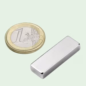 Blokmagneet 30 x 10 x 5 mm (N42) Diametraal Houdkracht 6,5 kg. 2 Blokmagneet 30 x 10 x 5 mm