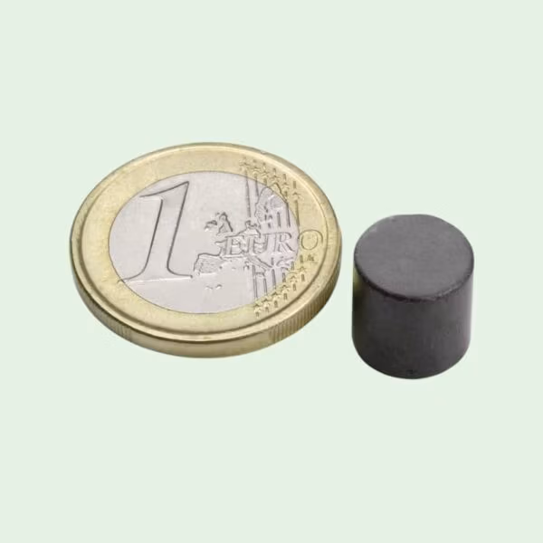 Ferriet magneet 10 x 10 mm