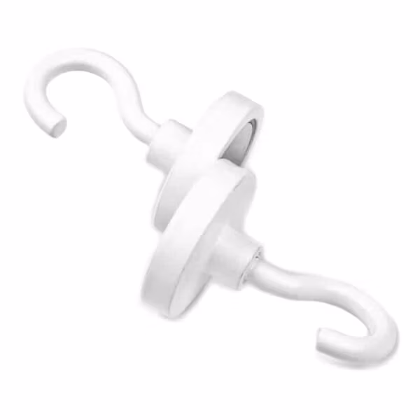 Twee stuks magnetische haken met een klein schroefhaakje