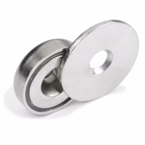 Metalen-tegenstuk-van-23mm-met-gat-voor-een-schroef-als-hechtplaatje-voor-een-potmagneet