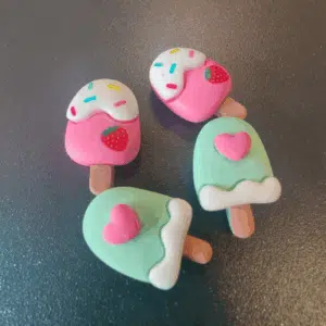 Koelkastmagneetjes IJsjes (4 stuks) 2 Koelkastmagneten ijsjes aan stokje