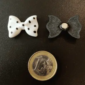 Koelkastmagneten Strikjes Zwart en Wit (5 stuks) 5 koelkastmagneet strik vorm