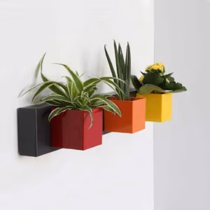 Magnetic Bar Zwart 50 cm 4 Kalamitica magnetische bar in het zwart met gekleurde magnetische plantenbakjes