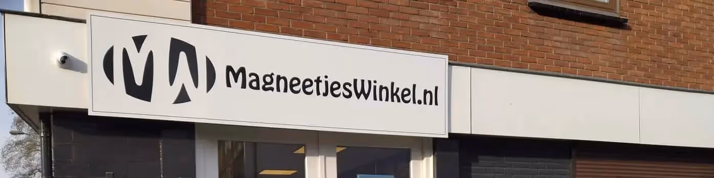 Hoe worden magneten gemaakt? 6 Gevelbord van magneten specialist Ede