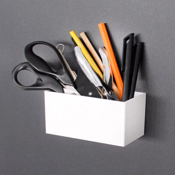 Magnetisch bakje wit op zwart magneetbord Gea