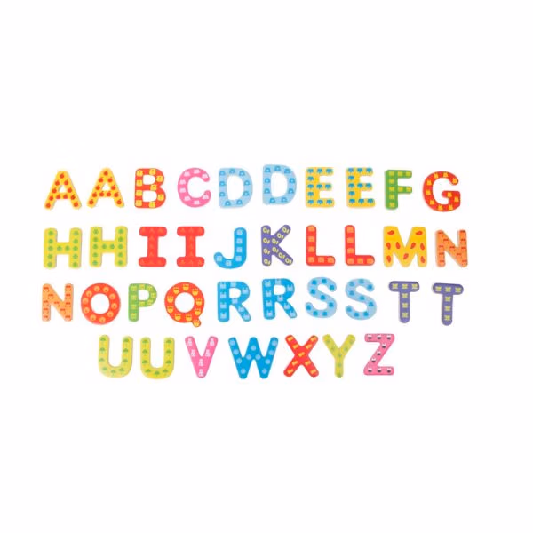 Houten magneetletters van het alfabet voor kinderen