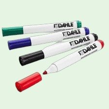 Vier verschillende kleuren whiteboardstiften